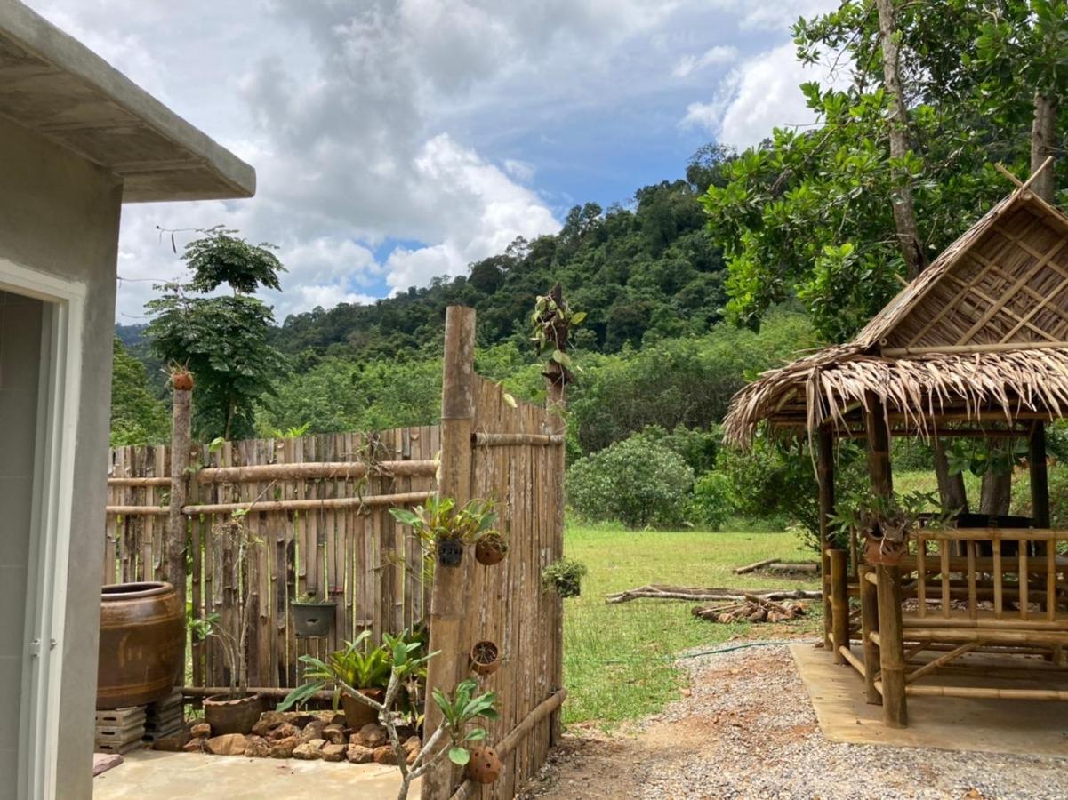 Khao Sok Hill Top Resort Khao Sok National Park Exterior photo