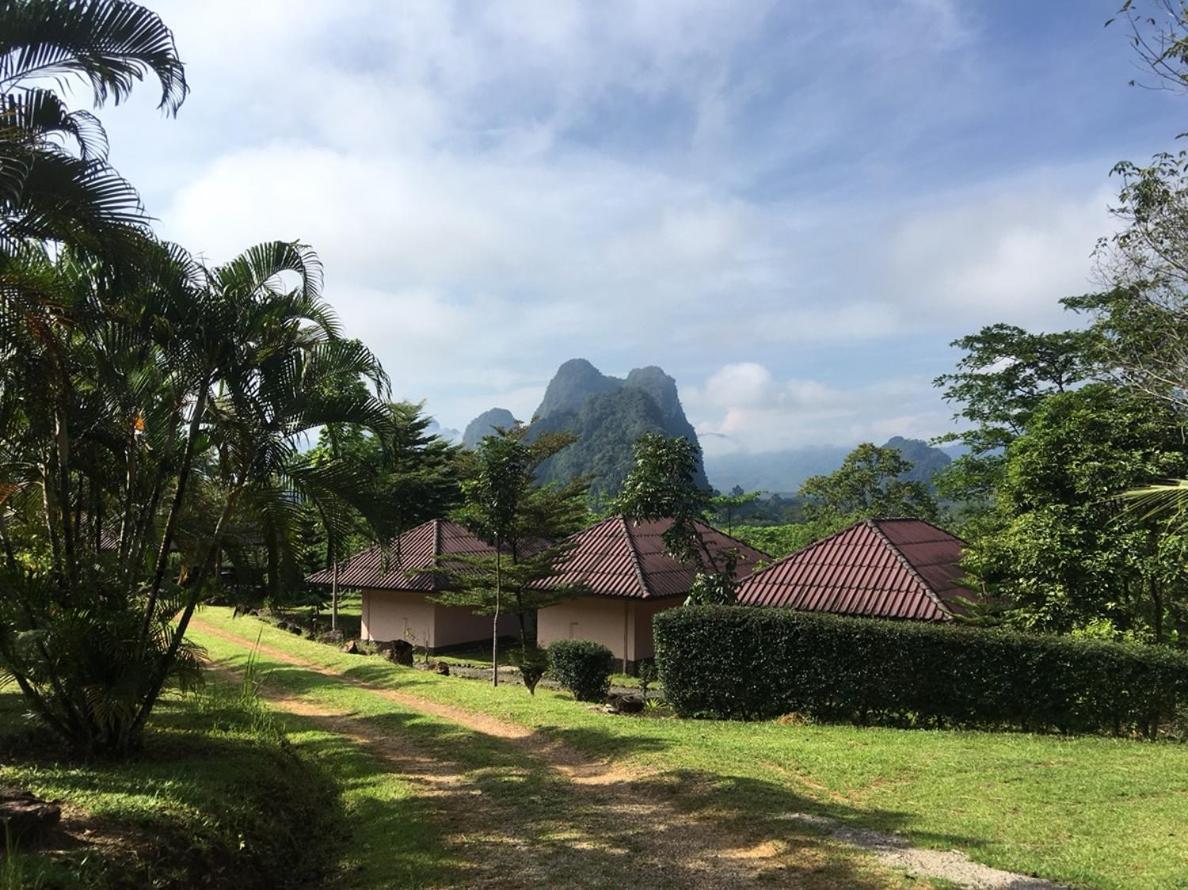 Khao Sok Hill Top Resort Khao Sok National Park Exterior photo
