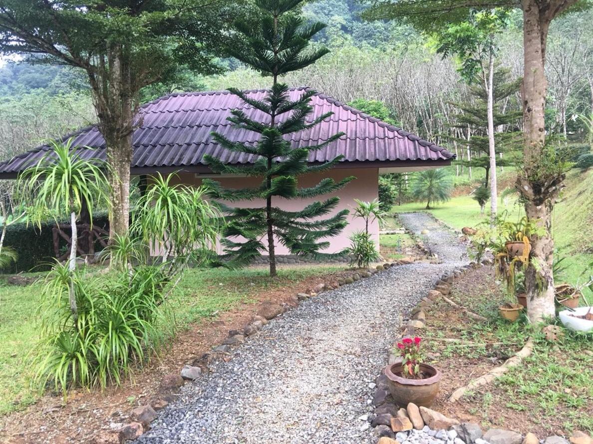 Khao Sok Hill Top Resort Khao Sok National Park Exterior photo